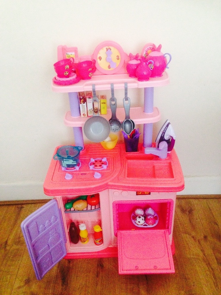 smyths minnie mouse kitchen